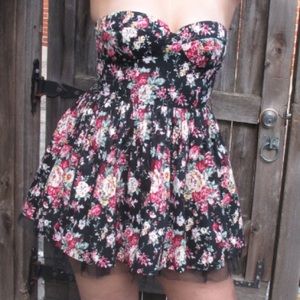Sans Souci Black Floral Bustier Strapless Dress